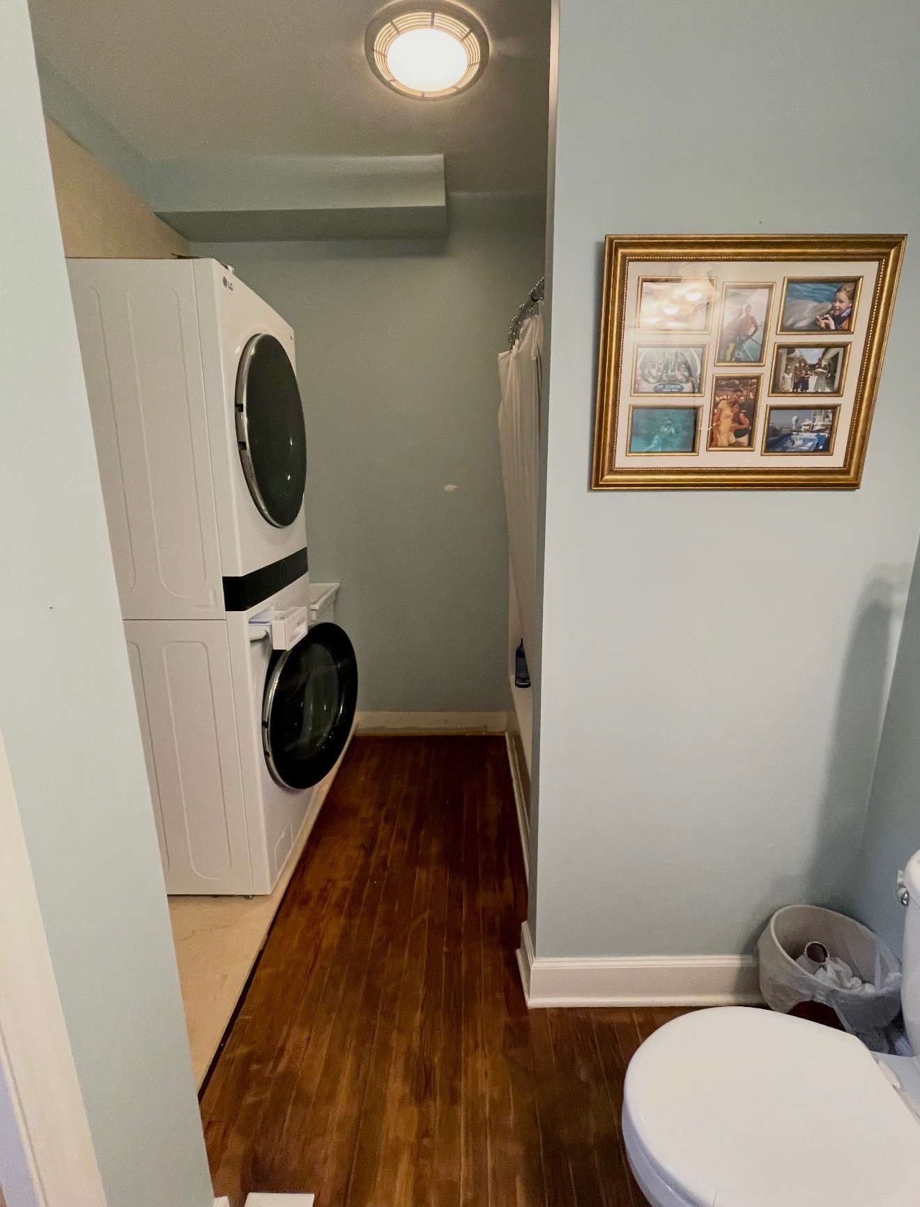 Bathroom before photo