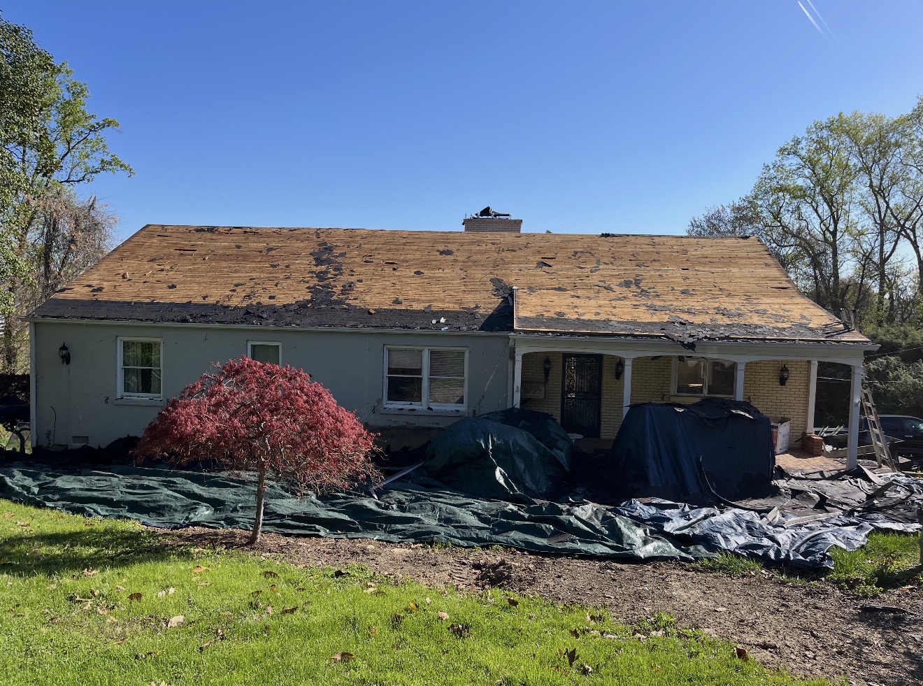 Roof replacement before photo